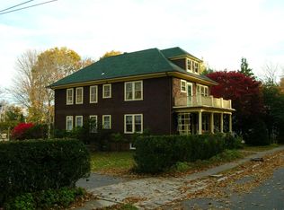 72 Brayton St, East Greenwich, RI 02818