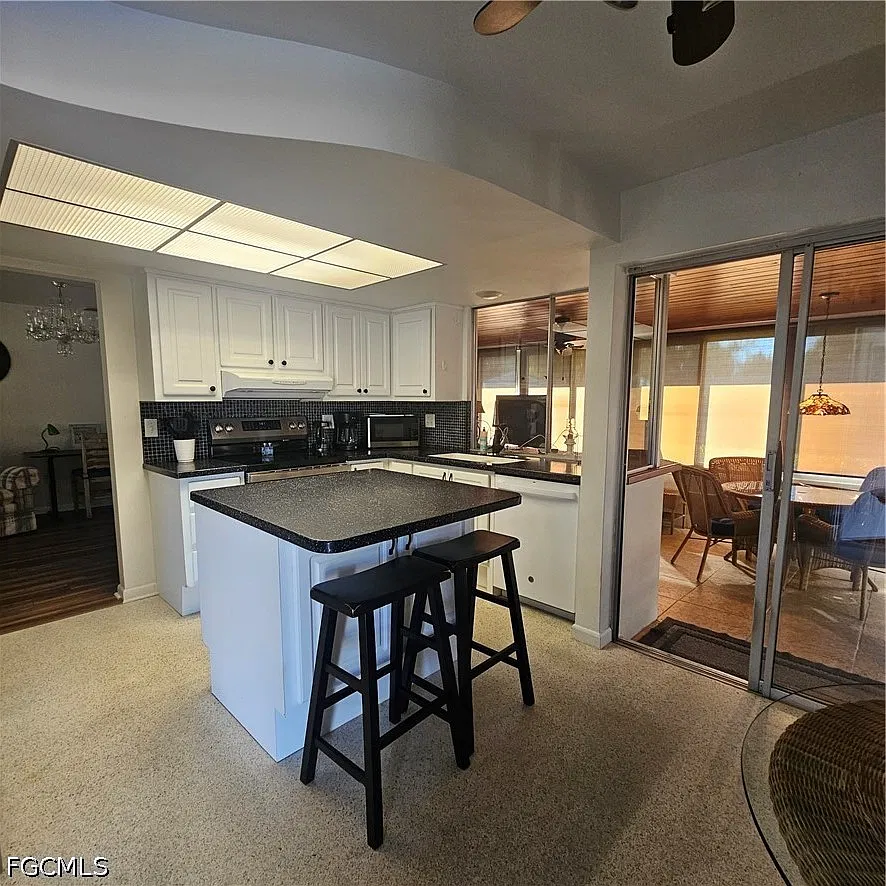 2 bed, 2.0 bath, 1107 sqft, $3,000 — Photo 4