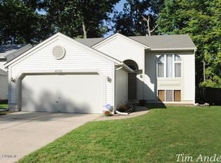 4775 Summer Creek Ln SE, Kentwood, MI 49508