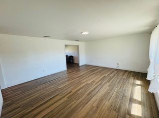 306 E Karels Dr, Robinson, TX 76706