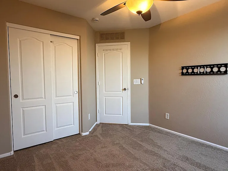 4533 S 236th Dr — Photo 21