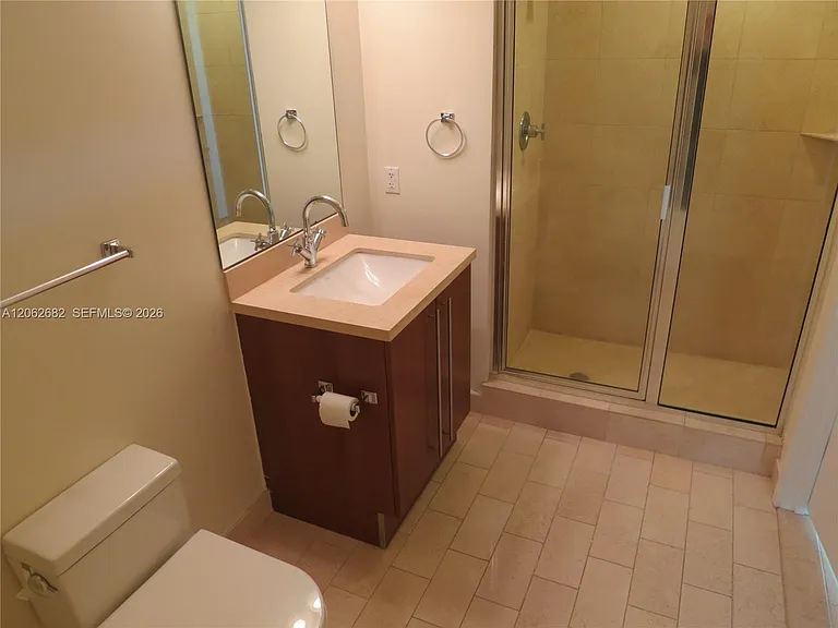 1111 SW 1st Ave #1024 — Photo 8