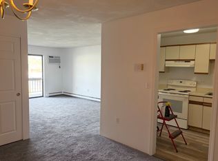 46 Farwell St #55-15, Newtonville, MA 02460