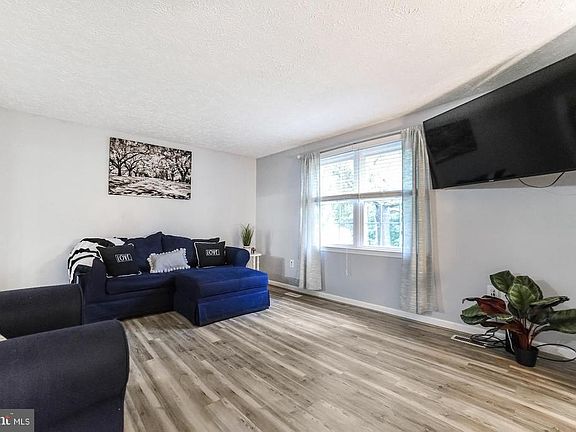 3rd image of 26474 Anne Ct #D