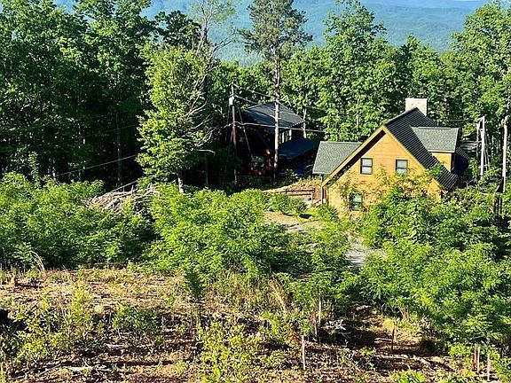 2nd image of 6869 Pine Top Ln