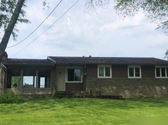 1st image of 706 Melvin Dr