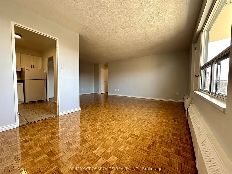 1181 Ellesmere Rd #406 — Photo 3