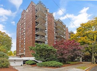 19 Winchester St APT 312, Brookline, MA 02446