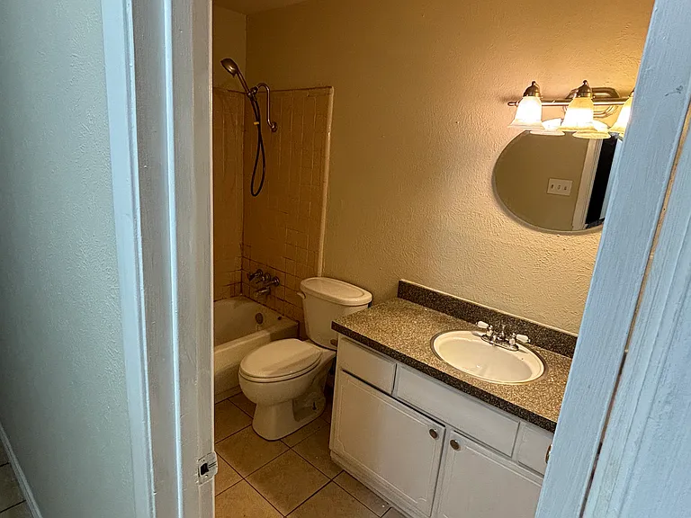 406 Rita Dr — Photo 7