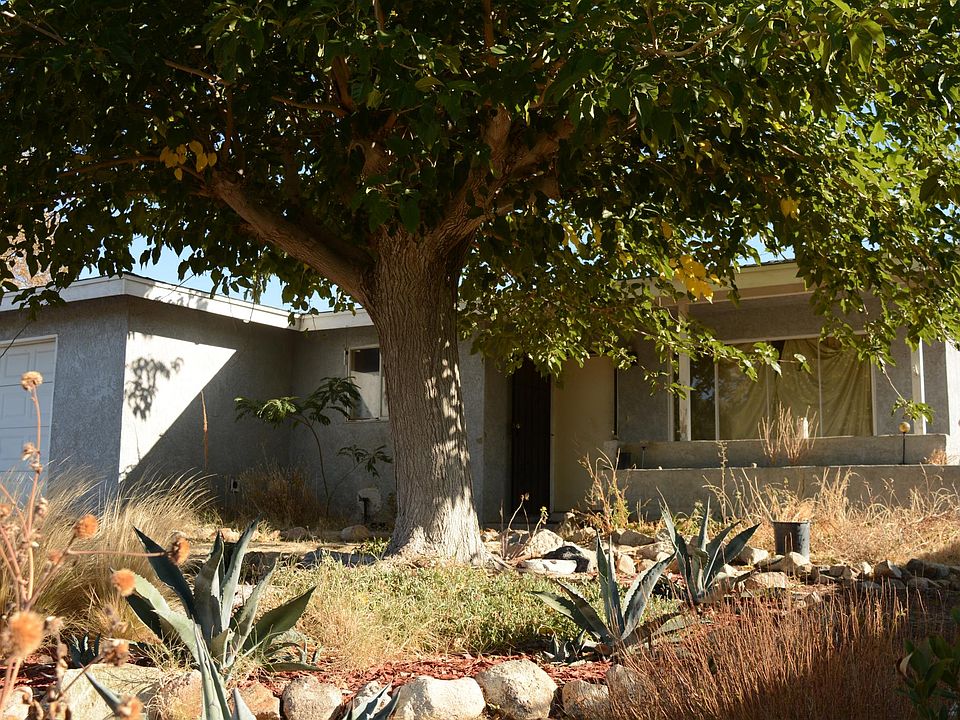 1st image of 15095 Las Piedras Dr