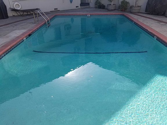 3rd image of 6205 Fulton Ave APT 17