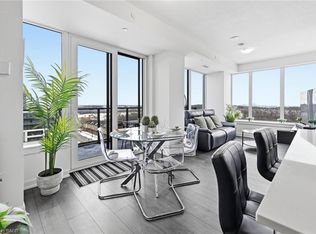 3200 William Coltson Ave #1004, Oakville, ON L6H 7W6