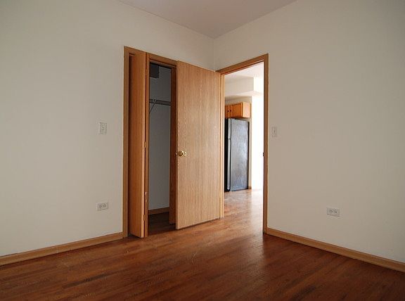 4th image of 2429 W Madison St Ste 4