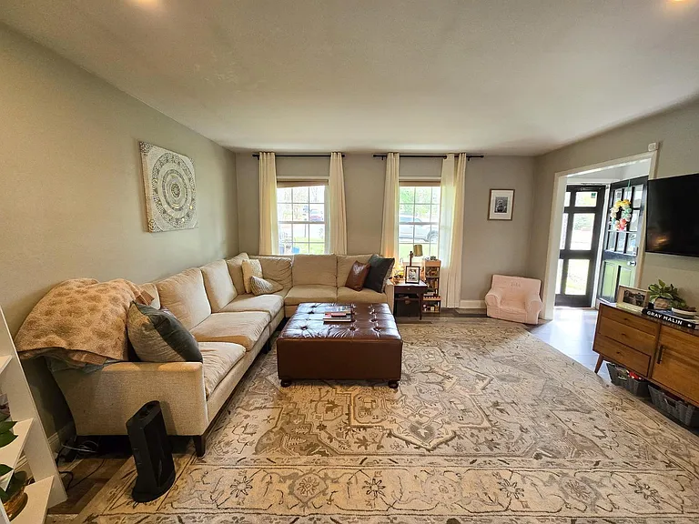 5813 Rangeley Dr — Photo 6