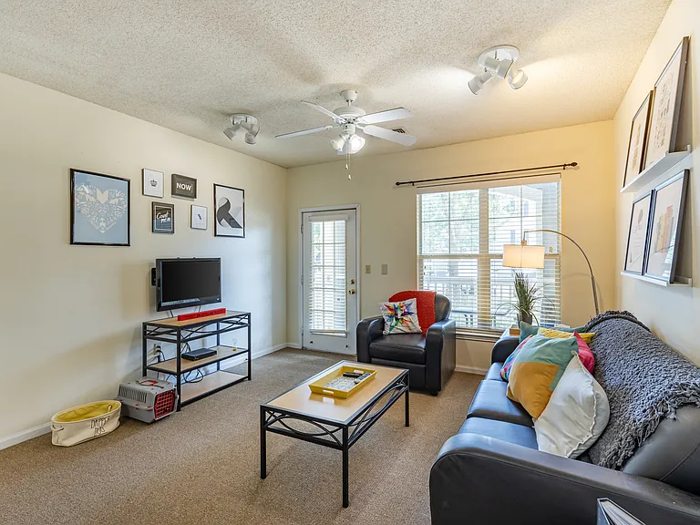 Cape Trails Apartments — Photo 44