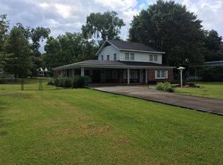 2008 Pine St, Winnsboro, LA 71295