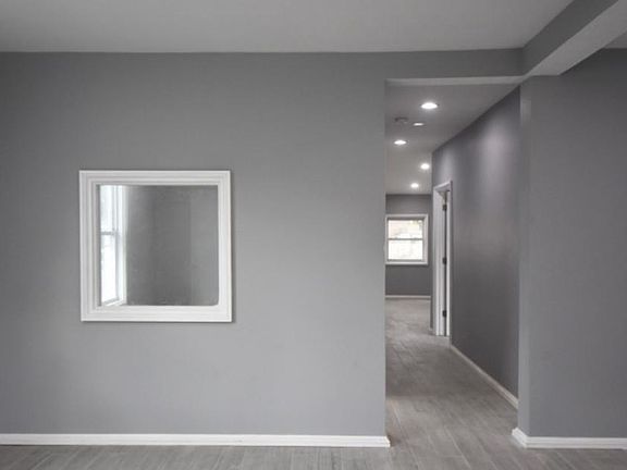 2nd image of 430 Clifton Ave APT 1