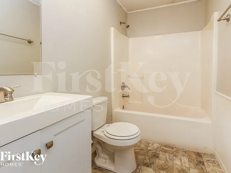 104 Meadow Creek South Dr — Photo 14