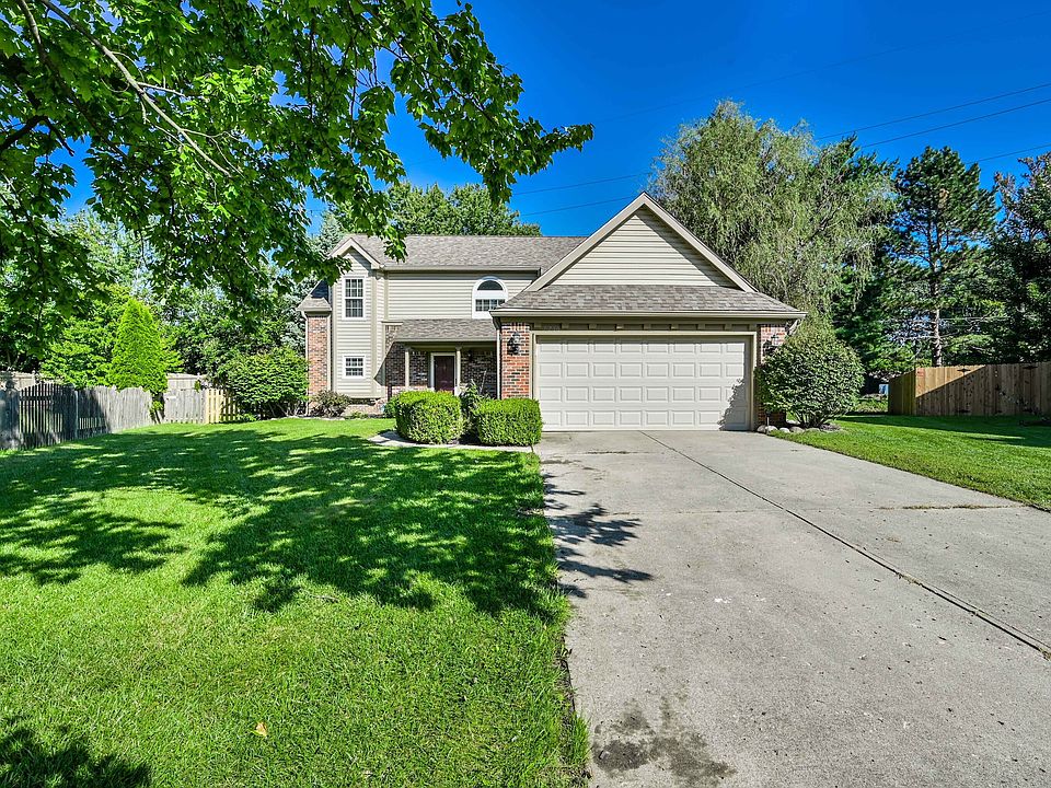 1st image of 7730 Hollow Ridge Cir