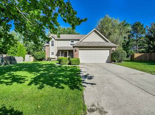 7730 Hollow Ridge Cir, Indianapolis, IN 46256