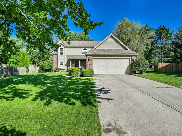 7730 Hollow Ridge Cir, Indianapolis, IN 46256