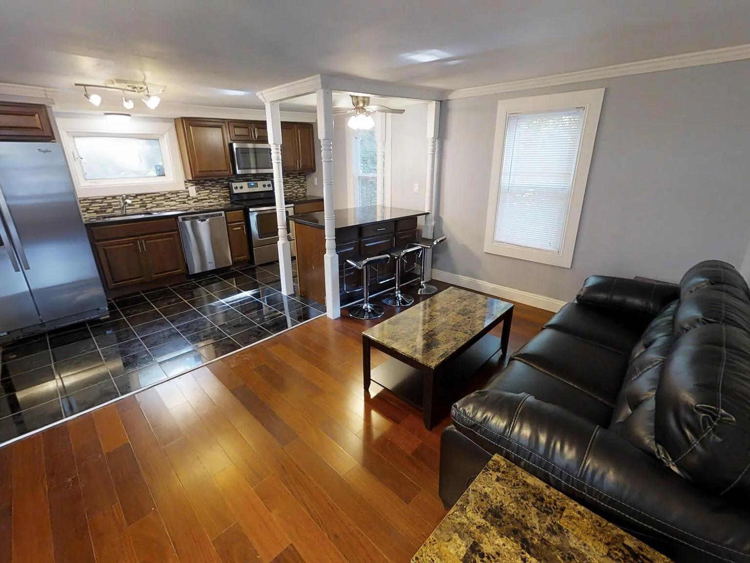 3 bed, $2,325 — Photo 1