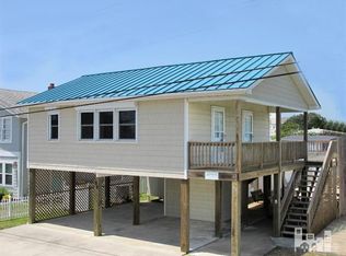 135 3rd Ave N, Kure Beach, NC 28449