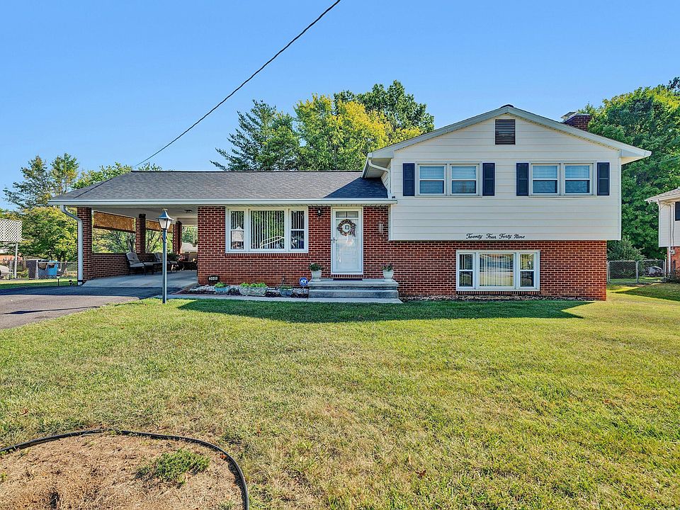 1st image of 2449 Kingston Rd NW