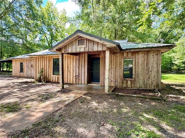 582 Barron Chapel Rd