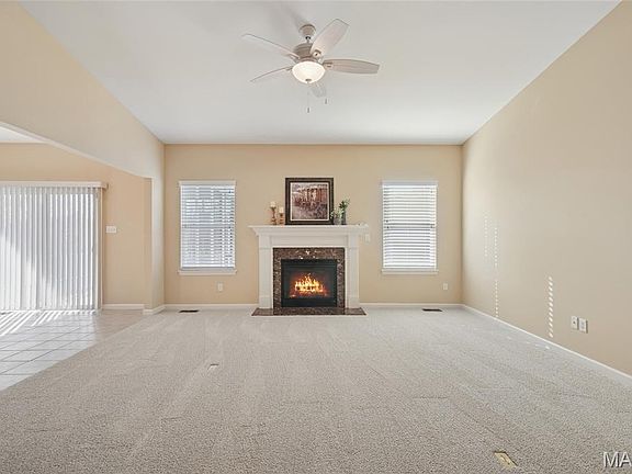 4th image of 1701 Ridgemont Ct