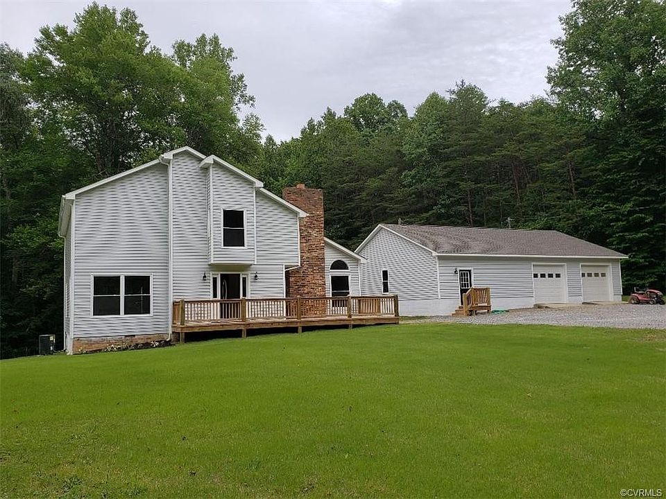 1st image of 16438 Horseshoe Ln