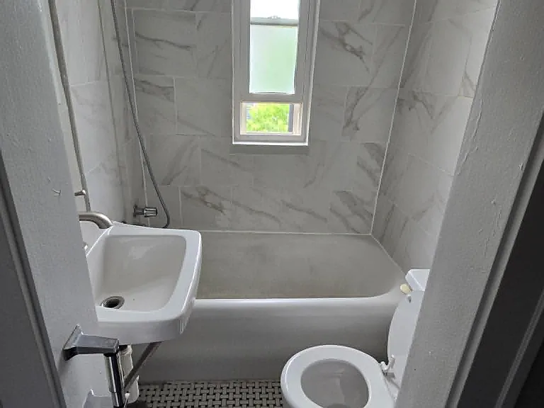 5043 W 24th St #1 — Photo 8