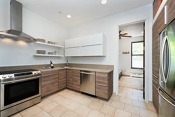 Rented by R New York | media 25