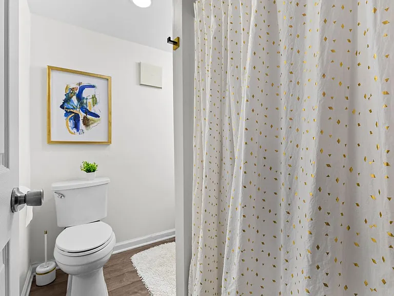 6 Harbour Ln — Photo 24