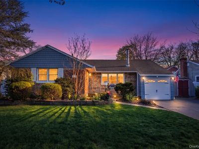 2489 Eileen Road, Oceanside, NY, 11572