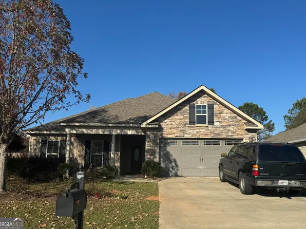 114 Highland Point Dr, Kathleen, GA 31047