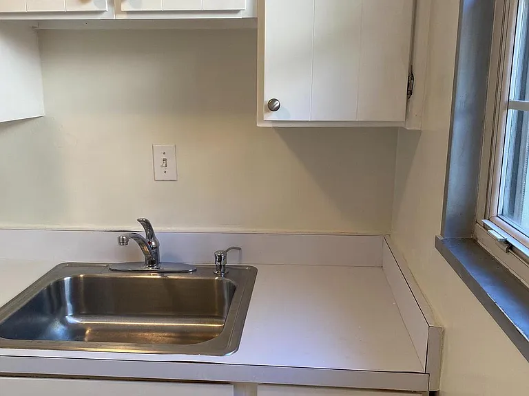 1300 N Meade St #22 — Photo 23