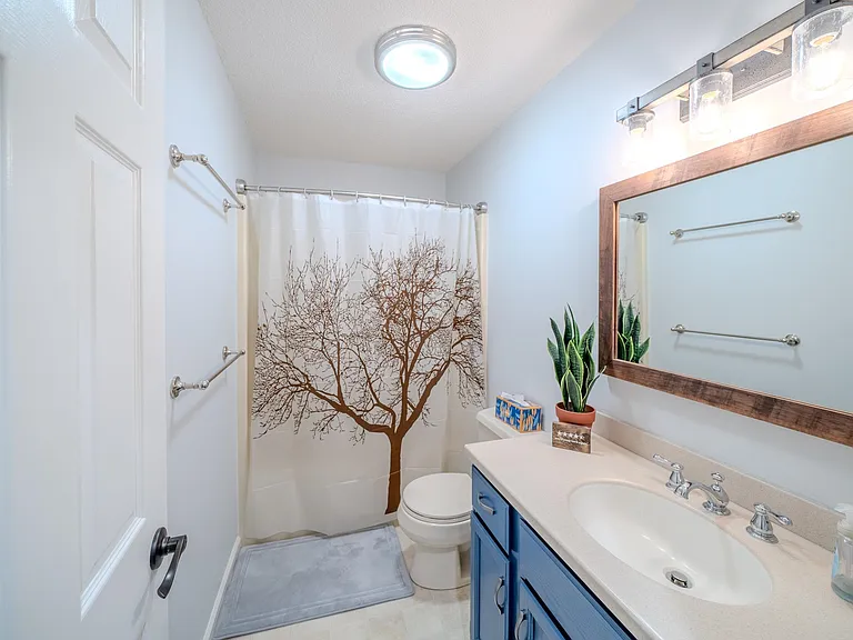 332 Flower Dr — Photo 18