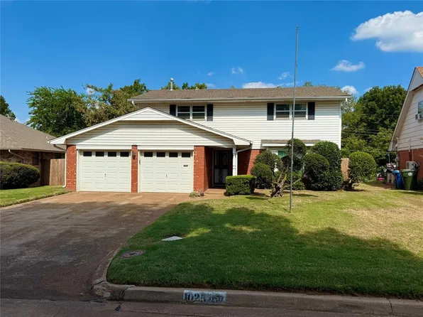 1025 W Idylwild Dr, Midwest City, OK 73110