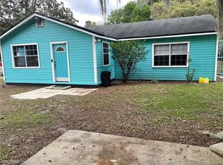 4620 Thornton Dr, Zephyrhills, FL 33542
