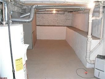 2nd image of 2031 Knox Ave