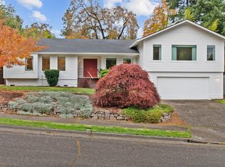 1464 Greentree Cir, Lake Oswego, OR