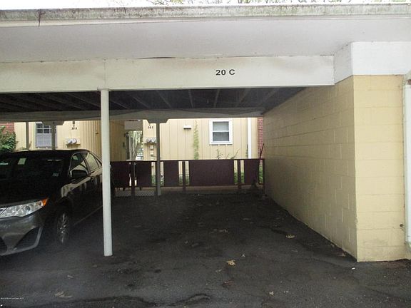 3rd image of 20C Buckingham Dr #20C