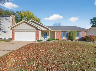 228 Hunters Pointe Dr, Saint Charles, MO