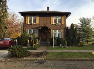 42 Valley View Cir, Phillipsburg, NJ 08865