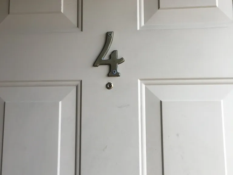 3228 Fairview Ct — Photo 2