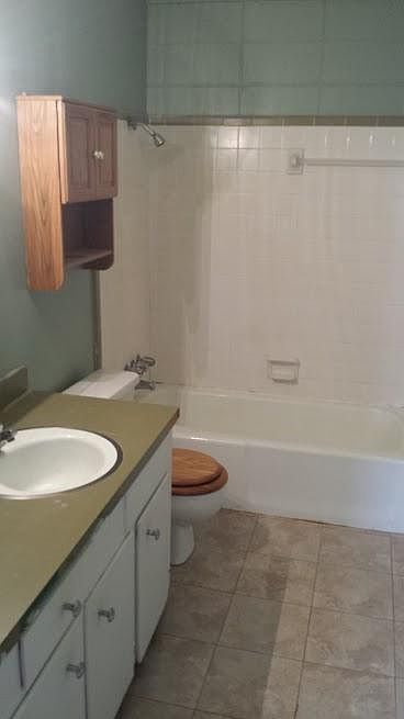 2nd image of 22 Ashmont Cv