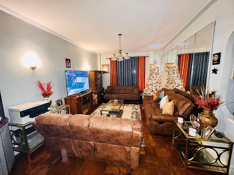 1st image of 25 Tennis Ct APT 4G