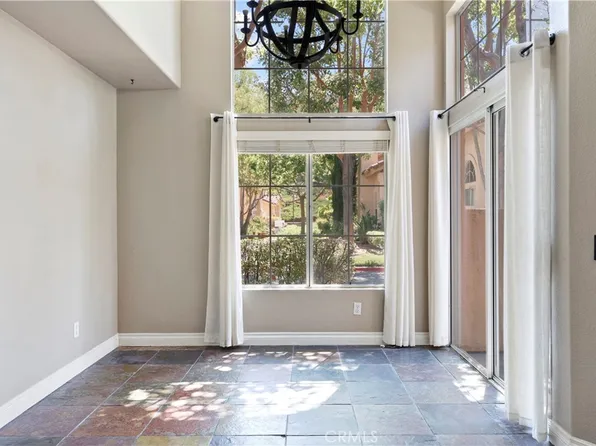 91 Nightingale Dr, Aliso Viejo, CA 92656