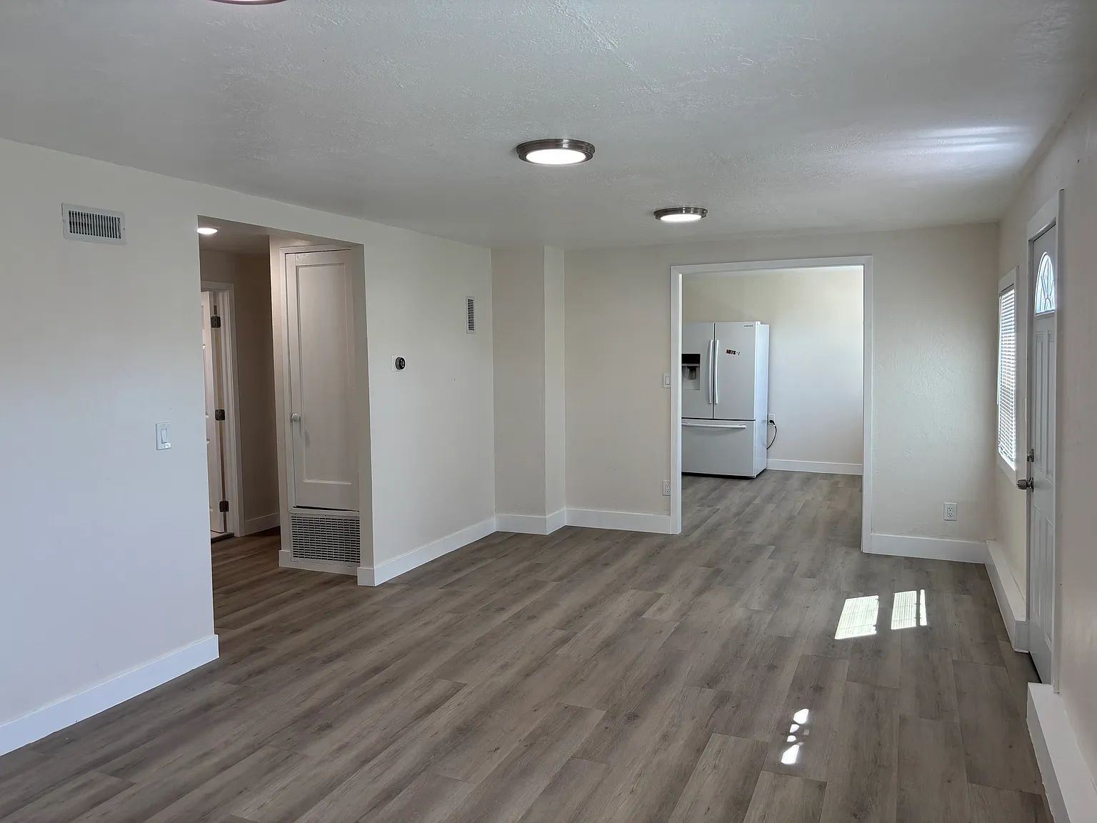 2 bed, 850 sqft, $2,250 — Photo 4